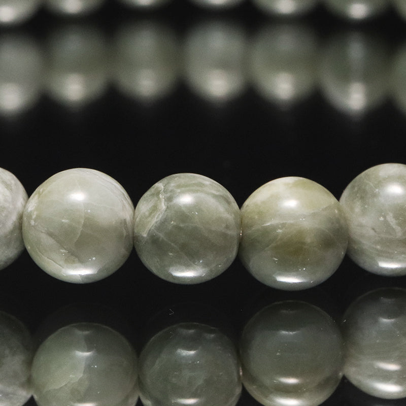 【日本銘石】ブレス　糸魚川翡翠＜新潟県産＞　緑　丸約6mm　[co-g1646]