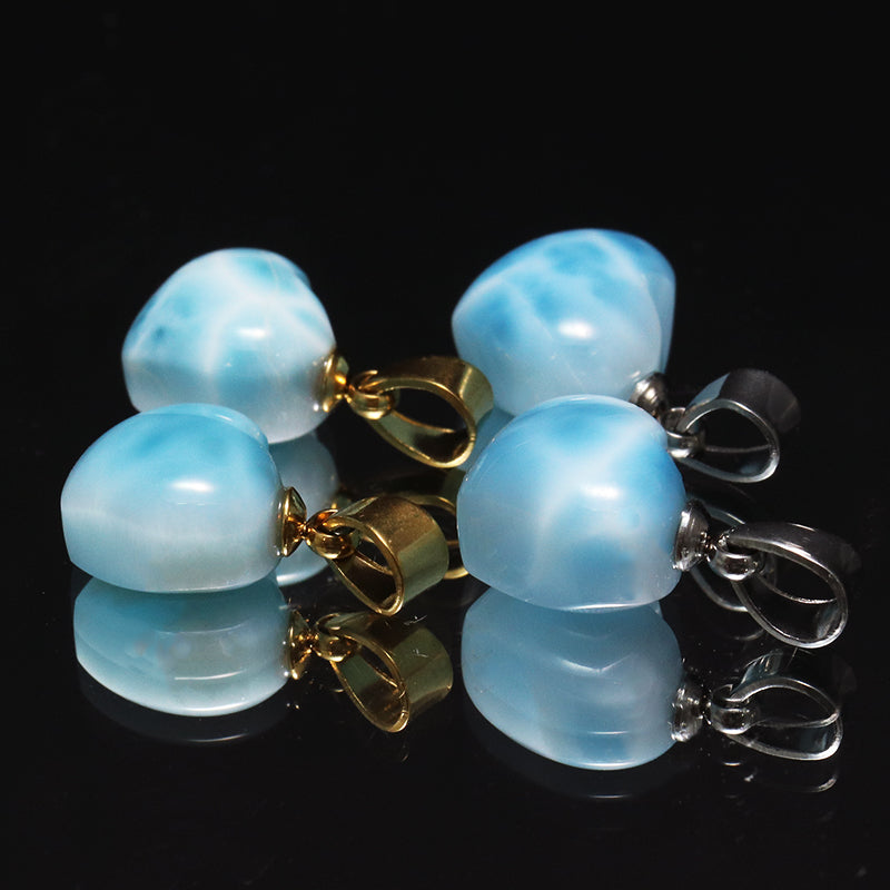 【1/19まで水瓶座星座石20％OFF(決済時に自動割引)】ペンダントトップ　ラリマー＜ドミニカ産＞　小　ハート型　約10～12.5mm×約9～11mm　斜めタイプ　ステンレス製 co-g1748]