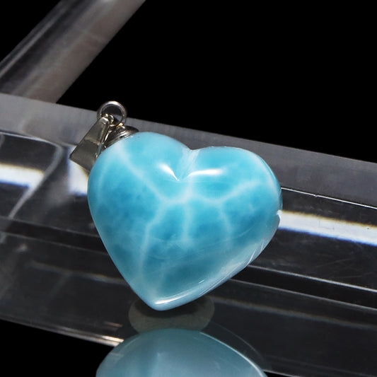 ペンダントトップ　ラリマー＜ドミニカ産＞　ハート型　斜めタイプ　ステンレス製　シルバー [co-g1750]