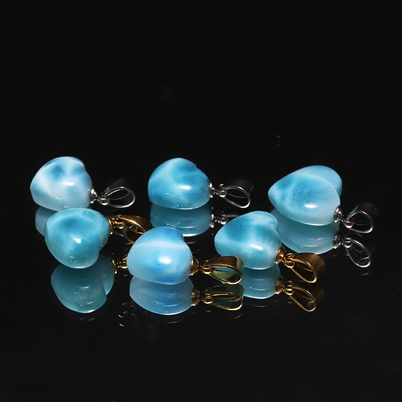 【1/19まで水瓶座星座石20％OFF(決済時に自動割引)】ペンダントトップ　ラリマー＜ドミニカ産＞　ハート型　約11～13mm×約10～13mm　斜めタイプ　ステンレス製 [co-g1753]