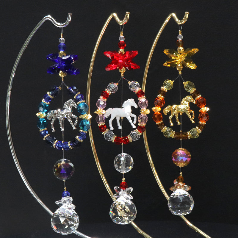 【予約販売（詳しくは本文をご確認ください）】サンキャッチャー　馬蹄(午)　全3種類　ショート　台付き　日本製  [co-g1773]