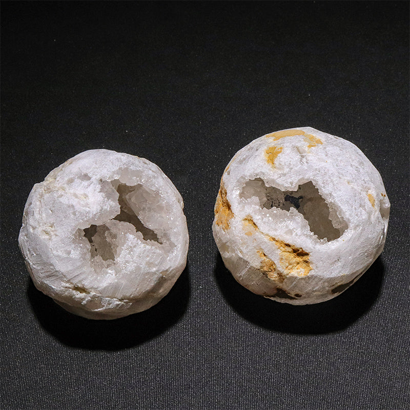 水晶ジオード＜モロッコ産＞　丸玉　原石　　約4.9～8.3cm　ランダム発送 [co-g3274]