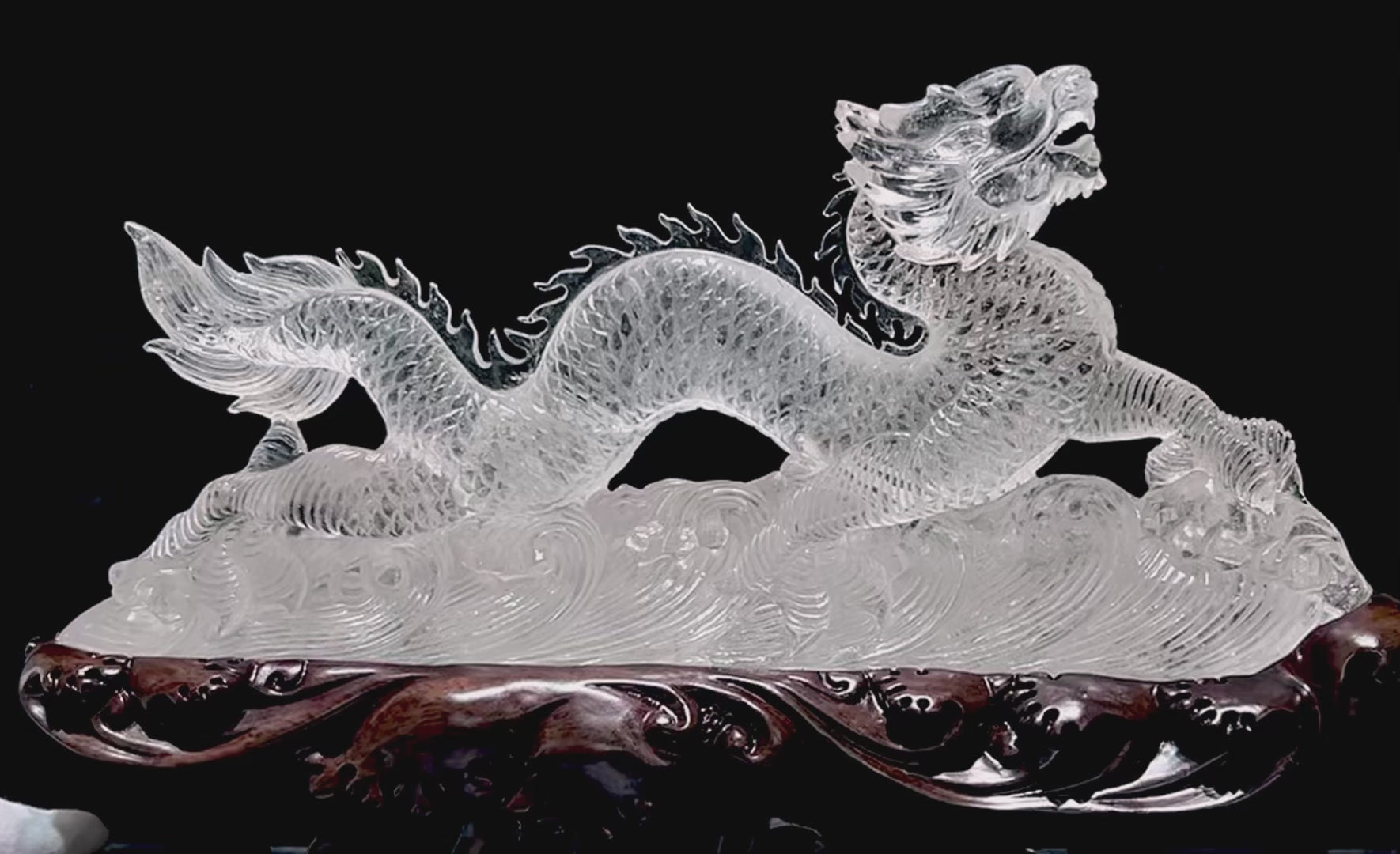 水晶 彫刻 昇り龍 ブラジル産 天然水晶(辰)龍彫刻（全高265mm・専用木製台座・専用ケース付属